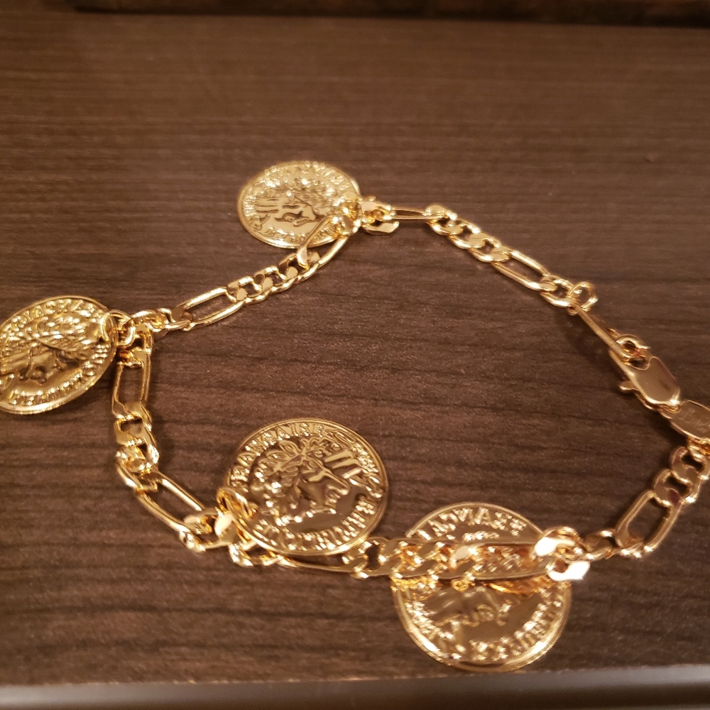 Bracelet